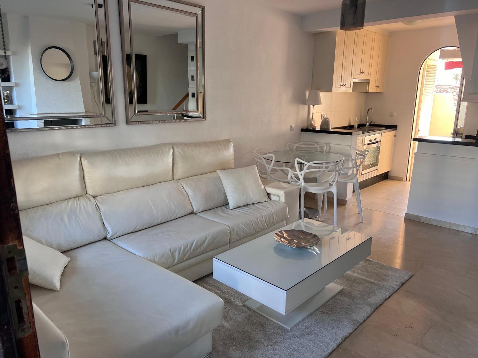 Вилла Adosado En Residencial Ситио-де-Калаонда Экстерьер фото